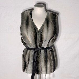 Denver Hayes Faux Fur Vest L